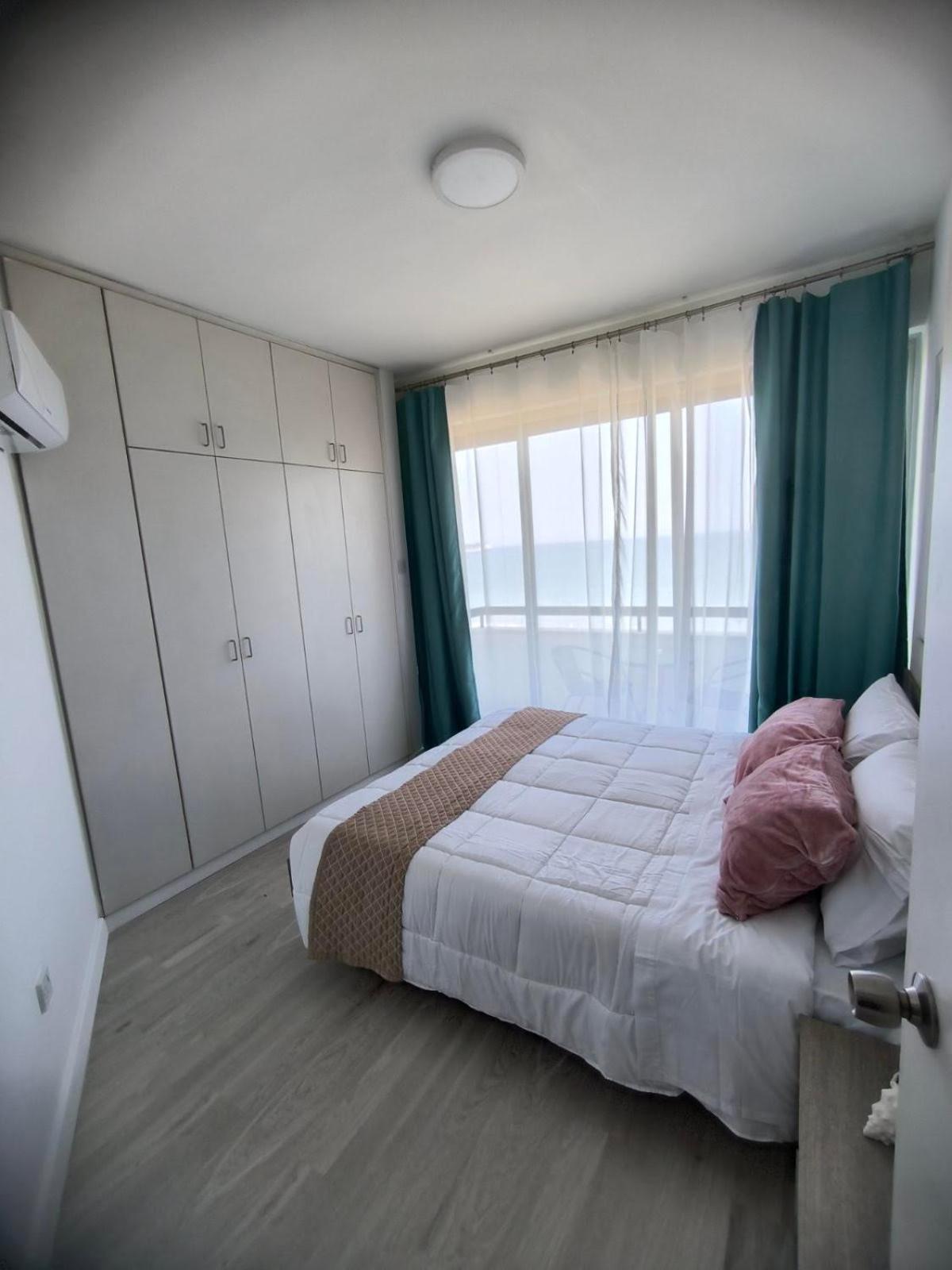 Sunorama Beach Garden - Seaview Ларнака Екстер'єр фото
